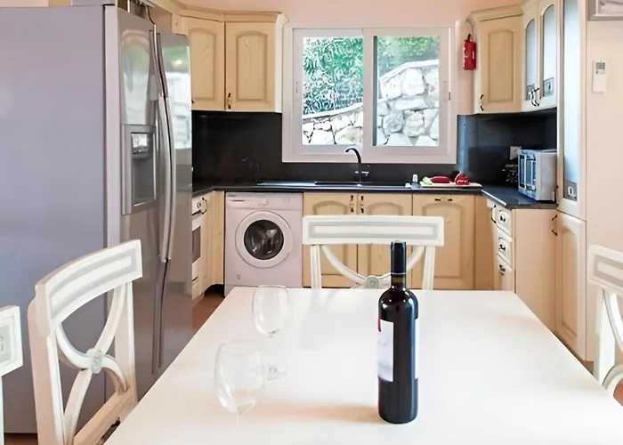 Armonia Willa Sivota